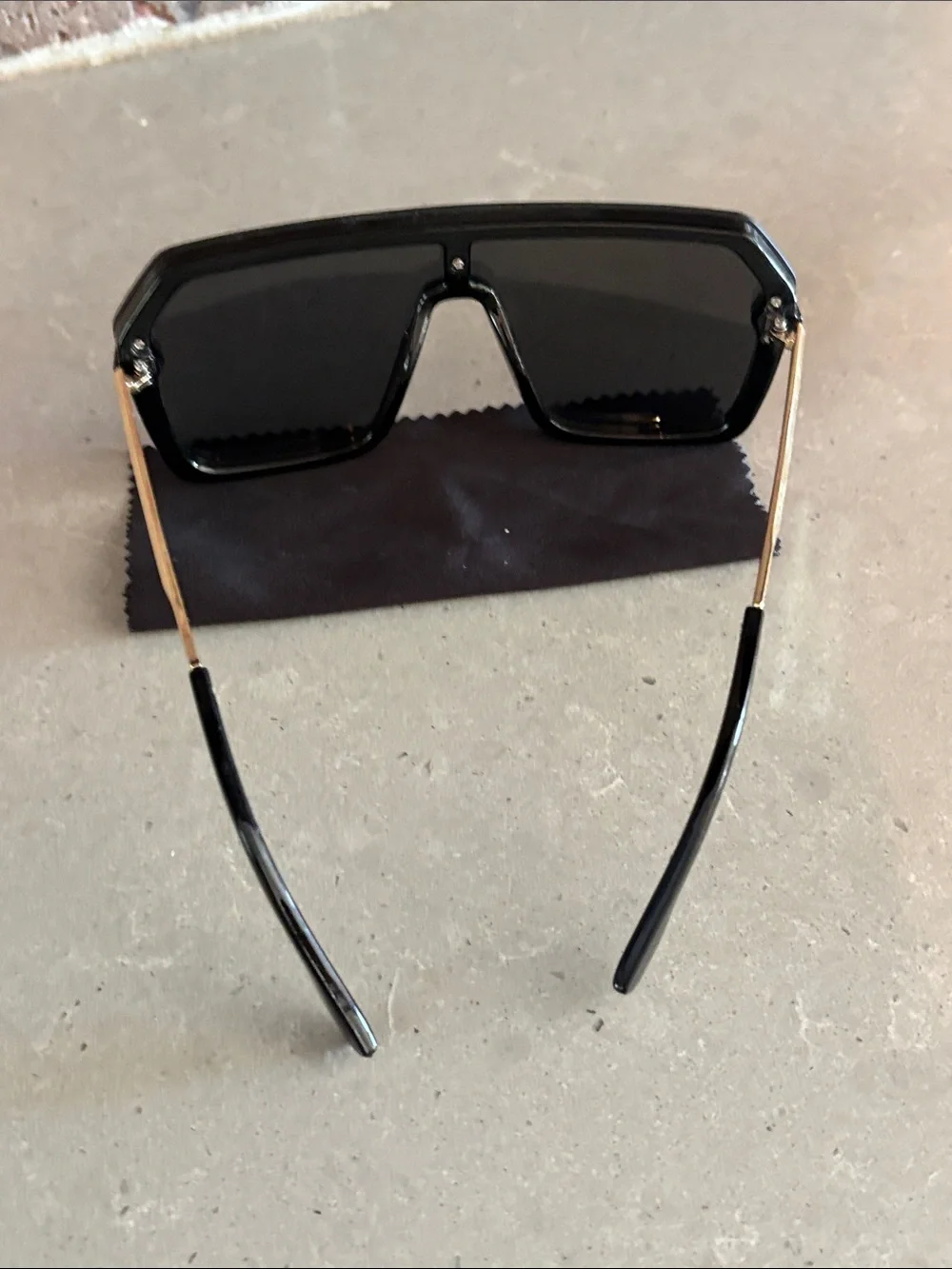 Women’s Oversized Black Shield Sunglasses with Case With Gold